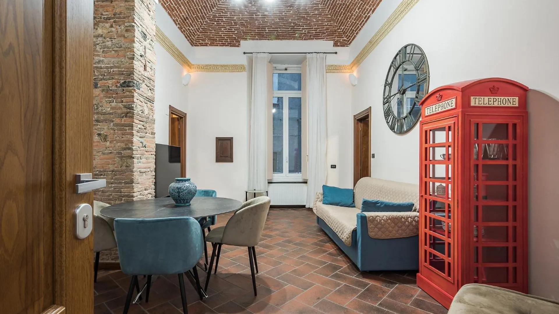 Genoa Belle Arti Elegant Apartment