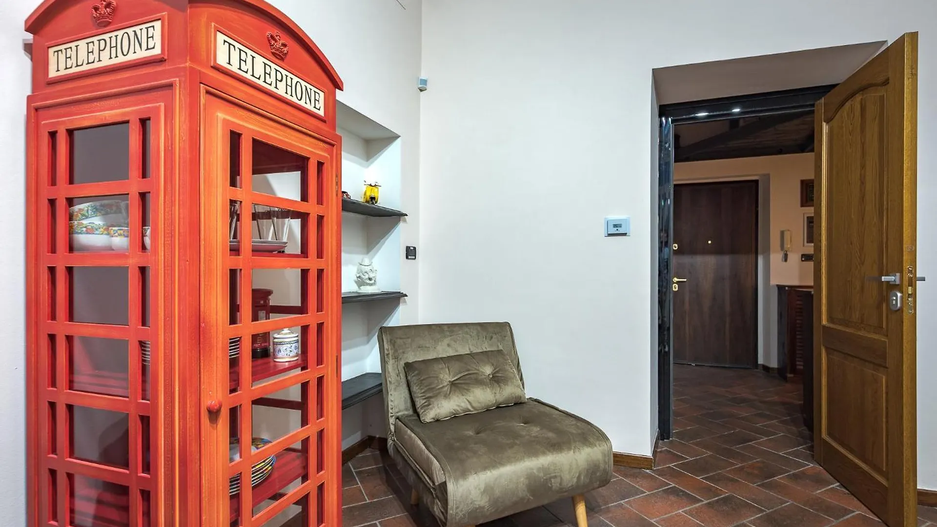 Genoa Belle Arti Elegant Apartment